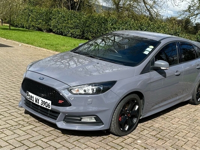 2018 - Ford Focus Manual