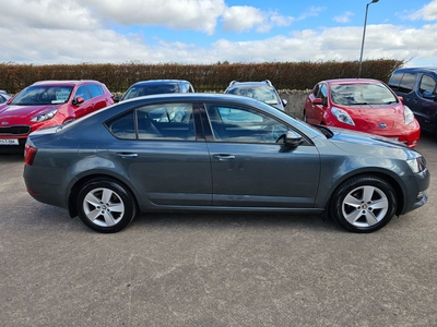 2018 - Skoda Octavia Manual