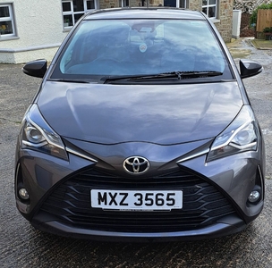 2018 - Toyota Yaris Manual