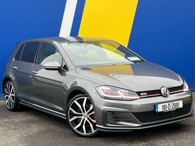 2018 - Volkswagen Golf Manual