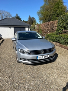 2018 - Volkswagen Passat Manual