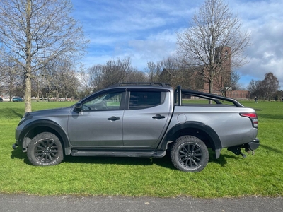 2019 - Mitsubishi L200 ---