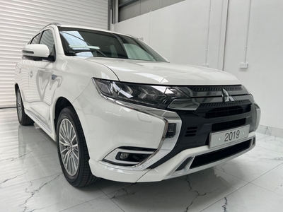 2019 - Mitsubishi Outlander Automatic