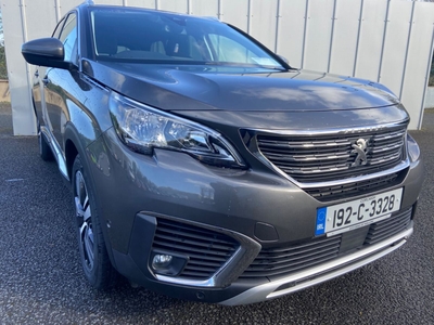 2019 - Peugeot 5008 Manual