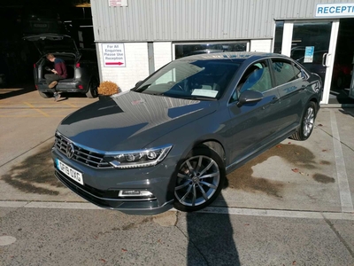 2019 - Volkswagen Passat Manual