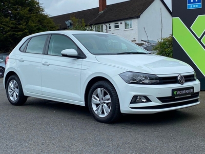 2019 - Volkswagen Polo Manual