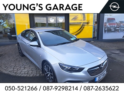 2020 - Opel Insignia Manual