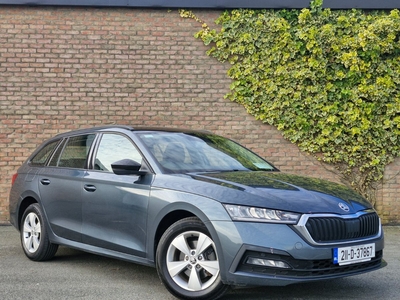 2021 - Skoda Octavia Manual