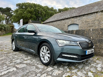 2021 - Skoda Superb Manual