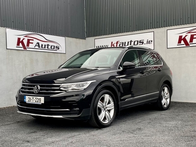 2021 - Volkswagen Tiguan Manual