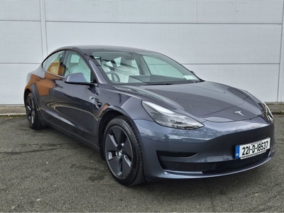 2022 - Tesla MODEL 3 Automatic