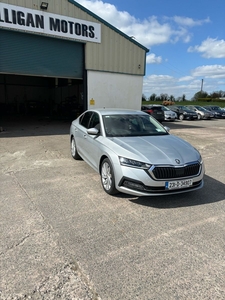 2023 - Skoda Octavia Manual