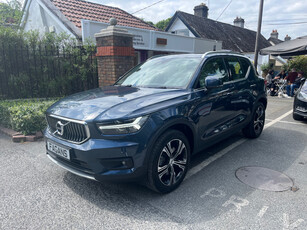 2022 Volvo XC40