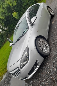 2014 - Opel Insignia Manual