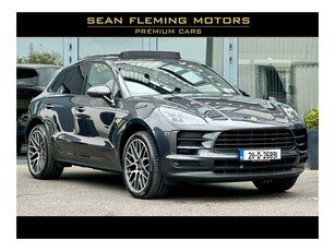 2021 (211) Porsche Macan