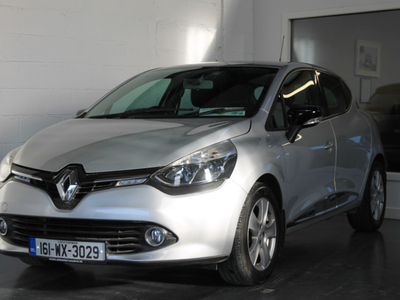 2016 (161) Renault Clio