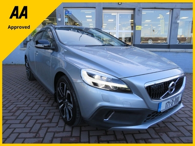 2018 Volvo V60 Cross Country