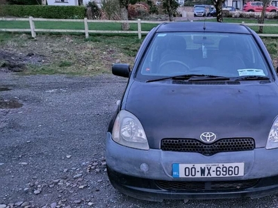 2000 - Toyota Yaris Manual