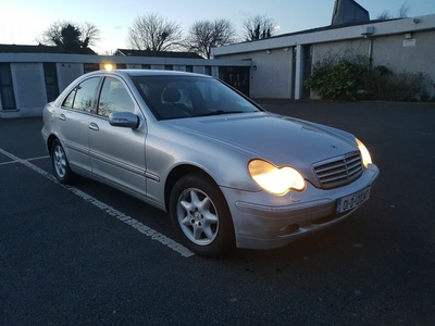 2001 - Mercedes-Benz C-Class ---