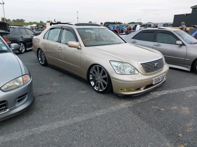 2004 - Lexus LS Automatic