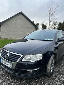 2006 - Volkswagen Passat Manual