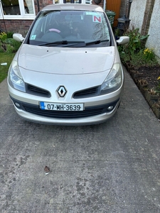 2007 - Renault Clio Manual