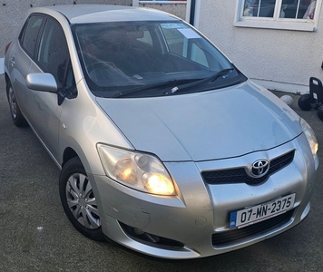 2007 - Toyota Auris Manual