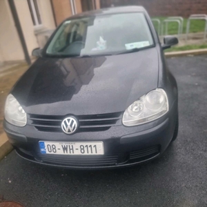 2008 - Volkswagen Golf ---