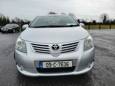 2009 - Toyota Avensis Manual