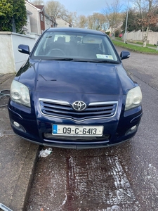 2009 - Toyota Avensis Manual