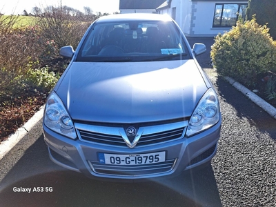 2009 - Vauxhall Astra ---