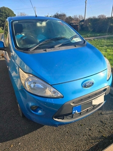 2010 - Ford KA Manual