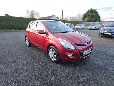 2010 - Hyundai i20 Manual