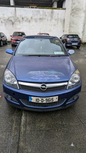 2010 - Opel Astra Manual