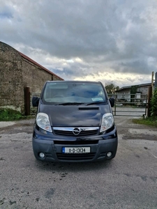 2011 - Opel Vivaro Manual