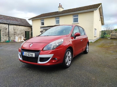 2011 - Renault Scenic Manual