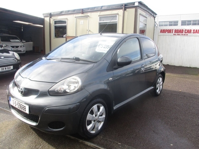 2011 - Toyota Aygo Manual