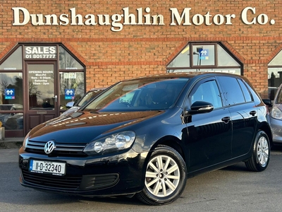 2011 - Volkswagen Golf Manual