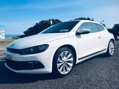 2011 - Volkswagen Scirocco Manual