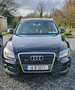 2012 - Audi Q5 Manual