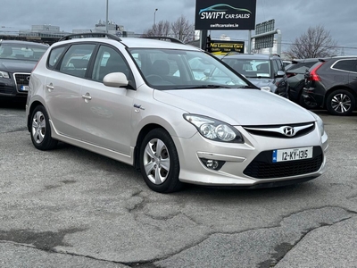 2012 - Hyundai i30 Manual