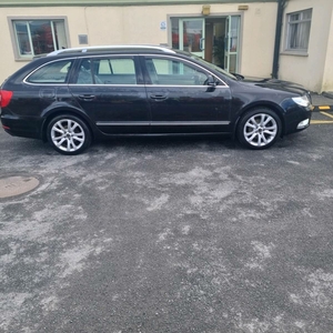 2012 - Skoda Superb Manual