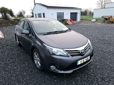 2012 - Toyota Avensis Manual