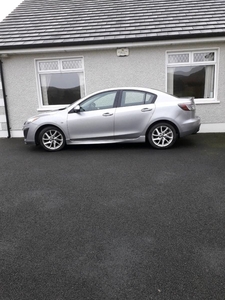 2013 - Mazda 3 Manual