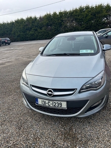 2013 - Opel Astra Manual