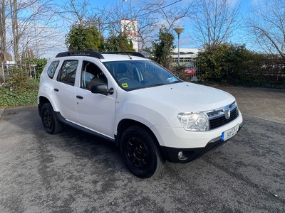 2014 - Dacia Duster Manual