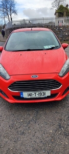 2014 - Ford Fiesta Manual