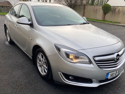 2014 - Opel Insignia Manual