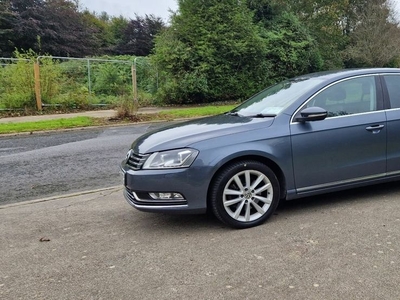 2014 - Volkswagen Passat Manual