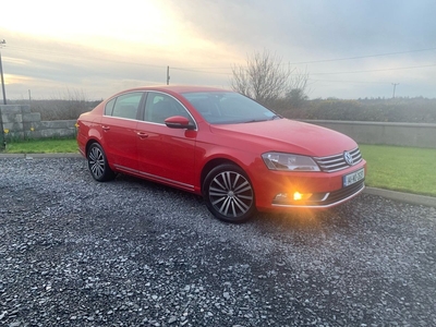 2014 - Volkswagen Passat Manual